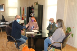 Ayuntamiento y la ONG de veterinarios “Global Vets Aid  firman un acuerdo de colaboración