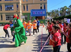 El Colegio y la AMPA Virgen de la Antigua de Almuñécar celebraron con éxito la IV Carrera Solidaria dedicada a la Asociación ALOJHA.