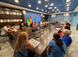 El Ayuntamiento de Almuñécar entrega 9 viviendas del Complejo de la Tercera a nuevos inquilinos