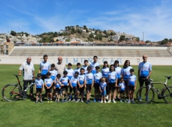 Casi un millar de deportistas han participado en las Escuelas Municipales de Almuñécar