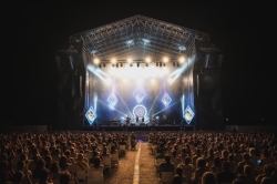 La música en directo llena Salobreña con el inicio del festival Tropicalia Summer