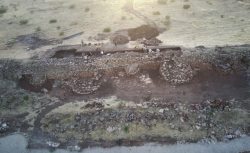 Diputación interviene en la conservación de la muralla prehistórica de Villavieja, en Algarinejo