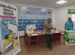 Almuñécar presenta una nueva campaña para visibilizar y proteger el camaleón