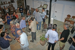 Alfarería, poesía, fotografía, música y vino fueron los protagonistas de la increíble jornada vivida en el Centro Alfarero La Estación de Argamasilla
