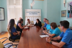 Salobreña renueva su colaboración con al asociación CONECTA