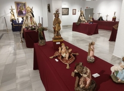 La Casa de la Cultura de Almuñécar acoge la exposición “Tesoros de devoción” organizada por la Cofradía del Nazareno