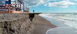 La alcaldesa de Motril estudia ejercer acciones legales contra el Gobierno central por el lamentable estado de las playas