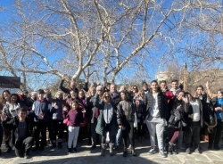 El Ayuntamiento de Almuñécar lleva un centenar de personas de visita a La Alpujarra granadina