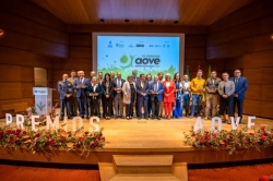 Diputación distingue la calidad de los aceites de oliva virgen extra de la provincia y reconoce el trabajo del sector olivarero