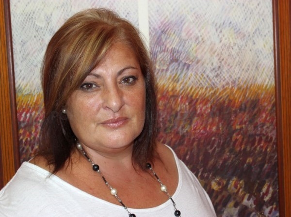 La teniente de alcalde y responsable de Anejos se reúne con vecinos y asociaciones para dar respuesta a sus demandas