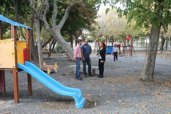 Comienzan las obras de mejora de los parques del municipio