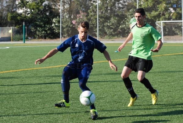 El Puerto de Motril Club de Fútbol juega once partidos este fin de semana, cuatro de ellos en casa