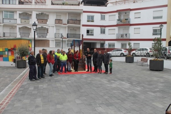 La  nueva  Plaza 1º de Mayo resuelve las conexiones del casco antiguo con el centro de la Villa