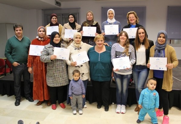 Concluyen los cursos ‘Deporte y Salud’ y ‘Salud y Nutrición’ con la entrega de diplomas a las alumnas participantes