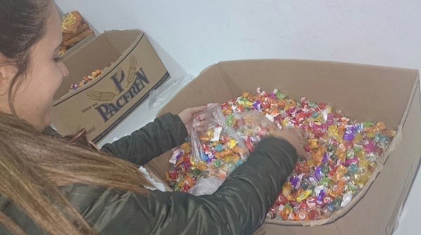 La Cabalgata de Reyes de Almuñécar saldrá a las 17 horas con un cortejo formado por 10 carrozas y dos pasacalles.