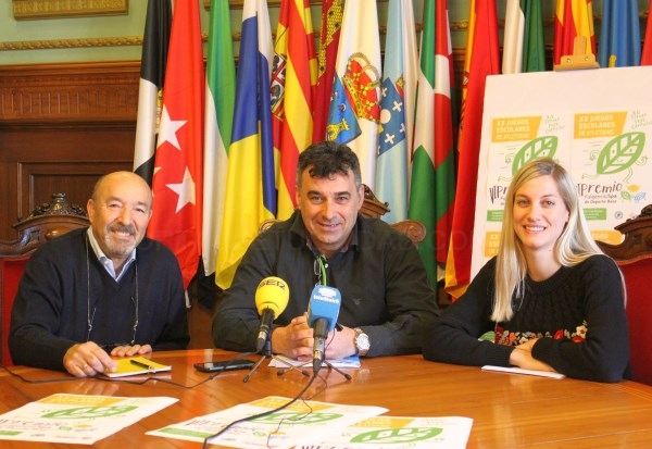 La final de los ‘XX Juegos Escolares’ llenará el Polideportivo Municipal de atletas escolares motrileños
