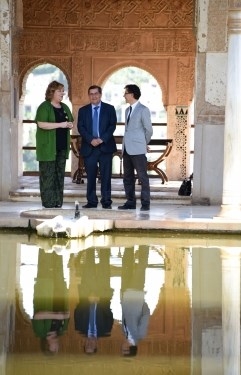 Un total de 12.000 granadinos podrán visitar gratis la Alhambra y los monumentos de la Dobla de Oro