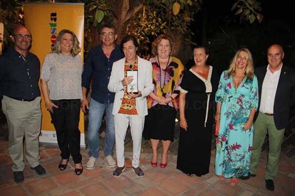 Jorge Pardo recibió la medalla de oro de Almuñécar.