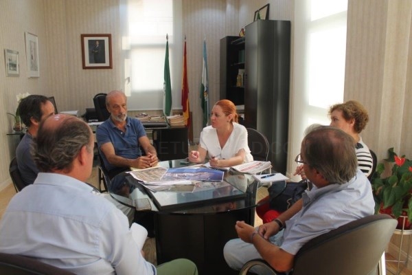 “Hemos actuado buscando el interés general pero también el de los propietarios de la urbanización”