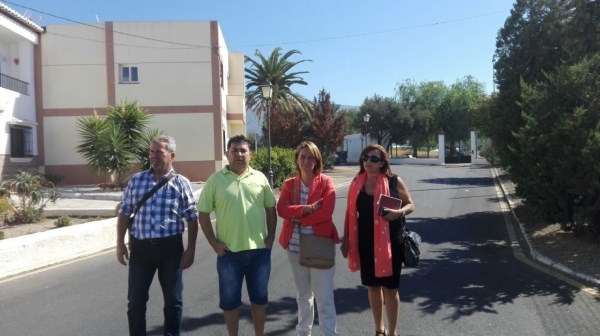 El PP visita Puntalón y pide un mayor mantenimiento de este anejo