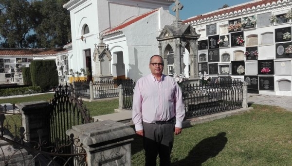 El Ayuntamiento de Motril pone a punto el Cementerio Municipal para celebrar el ‘Día de Todos los Santos’