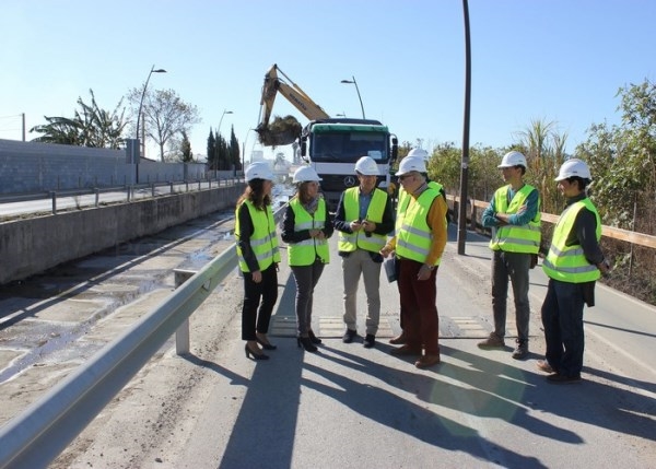 La Junta concluye los trabajos de limpieza de la Rambla de las Brujas