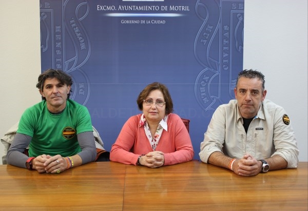 La Asociación de Guardia Civiles Solidarios entrega más de 17.000 libros a niños y niñas de Ecuador gracias a la campaña ‘Operación Manabí’