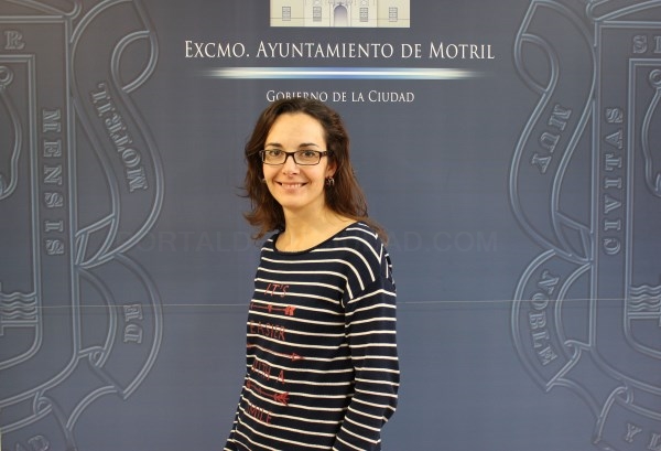 Gloria Chica anima a los agricultores a que asistan a la sesión informativa de la Junta sobre las ayudas para la modernización de invernaderos