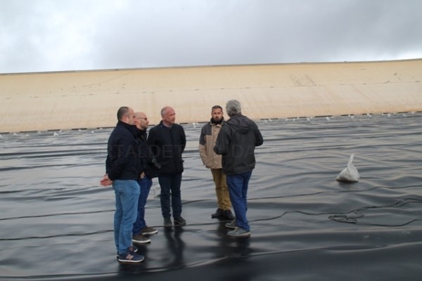 Mancomunidad invierte 300.000 euros en la mejora de la balsa de la Contraviesa.