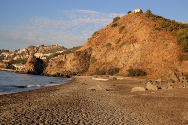 EL PSOE SOLICITA QUE SE ACONDICIONE LA PLAYA DEL MUERTO COMO CUALQUIER OTRA PLAYA.