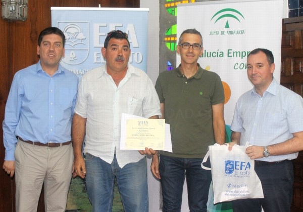 La EFA El Soto reconoce al Ayuntamiento de Motril por su colaboración en las prácticas formativas de sus alumnos