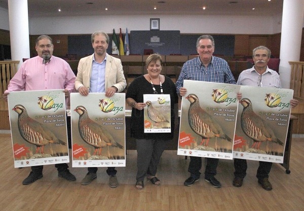 La segunda edición de la feria TropiCaza espera superar los 4.000 visitantes de la edición anterior este fin de semana en la Plaza de Toros