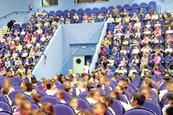 Alrededor de 2.000 escolares  de municipios de la provincia acuden al Teatro en el marco de la XVIII campaña de Teatro Escolar