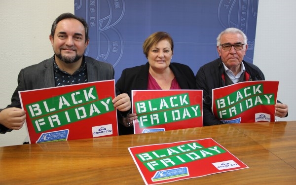 Los comercios de Motril celebrarán el ‘Black Friday’ con importantes descuentos