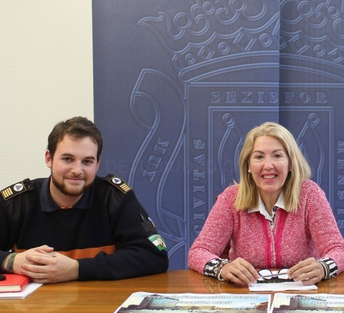 María Ángeles Escámez informa que un servicio extraordinario de Protección Civil colaborará con el 112 y 061 hasta la noche de Reyes