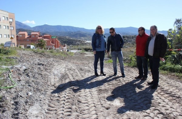 La urbanización de San Nicolás, en La Nacla, dispondrá de red de saneamiento y de abastecimiento