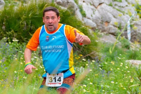 LOS CLUBES MOSCARIL Y ATLETISMO ALMUÑÉCAR EN EL IV CROSS TRAIL VILLA DE TEBA.