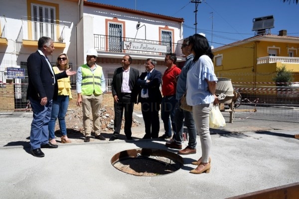 Diputación invierte casi 400.000 euros en la remodelación de la arteria principal de Otura