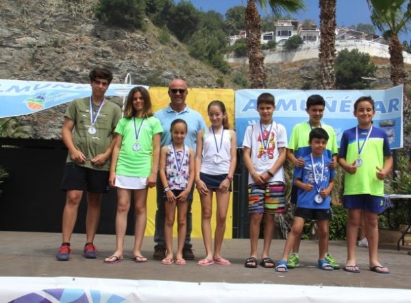 EL PMD Almuñécar clausuró las Escuelas Deportivas Municipales en el parque acuático