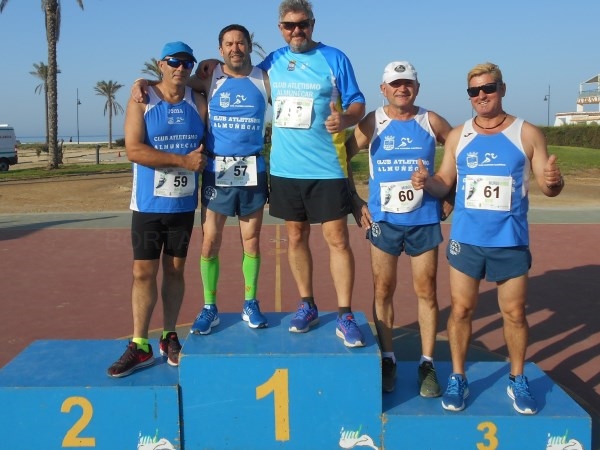 EL CLUB ATLETISMO ALMUÑÉCAR EN LOS 10 KM DE ALMERIMAR