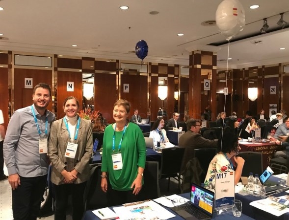 UN TOTAL DE 26 FIRMAS ANDALUZAS DE ENSEÑANZA DEL ESPAÑOL CELEBRAN MÁS DE 800 REUNIONES EN ICEF BERLIN CON APOYO DE EXTENDA