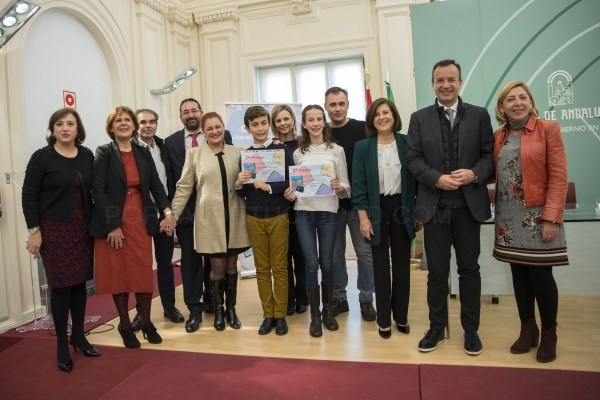 Dos alumnos del colegio Mayor Zaragoza se alzan con los primeros premios de la fase provincial del XVII Certamen Literario Escolar Andaluz ‘Solidarida
