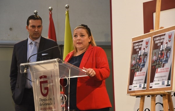 La Ciudad Deportiva de Diputación acoge la undécima edición del Campus Urbano de Semana Santa de baloncesto