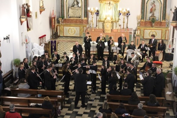 La banda de música de Bubión estrena “La última Saeta” compuesta por Jesús Montalbán García