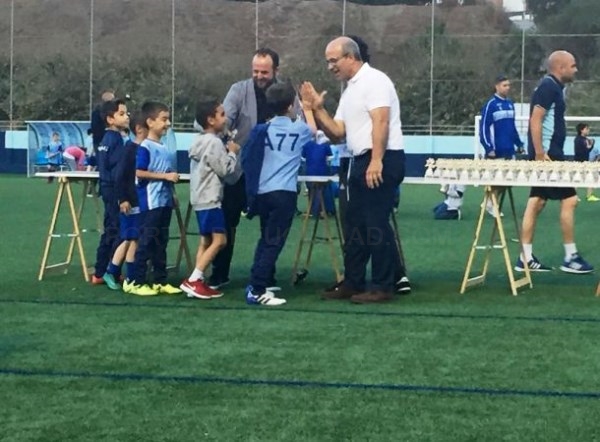 La A D Almuñécar 77 clausuró la temporada 2018- 2019 con la entrega de trofeos