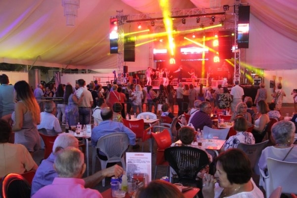 Sale a concurso en Almuñécar la explotación de la barra de la caseta oficial de las Fiestas de Agosto