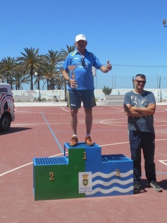 LAURE, JUVENTUD, PAPI, VETERANÍA, DOS PODIOS PARA EL CLUB ATLETISMO ALMUÑÉCAR