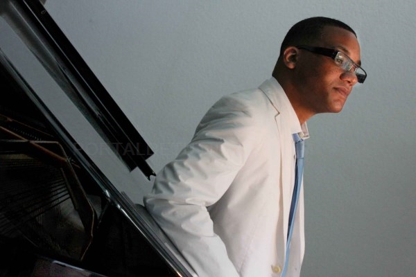 El Jazz en la Costa premia la trayectoria del pianista Gonzalo Rubalcaba