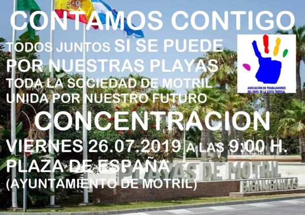 Concentración por el aparcamiento en la playa de Motril