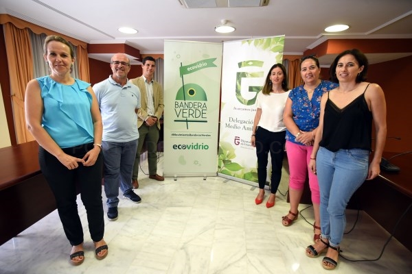 Cuatro municipios de la Costa Tropical lucharán por las Banderas Verdes de Ecovidrio